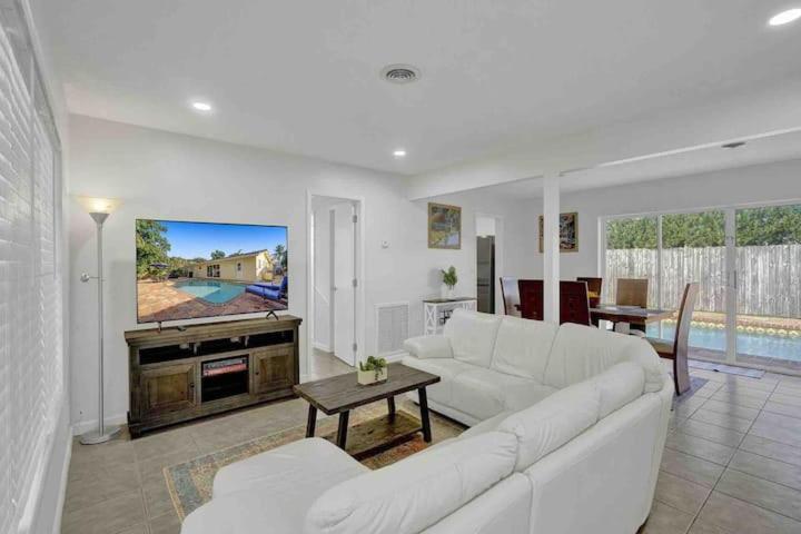 Beautiful 4 Bedrooms/Pool/Walk To Beach Deerfield Beach Exterior foto