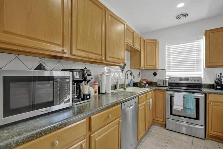 Beautiful 4 Bedrooms/Pool/Walk To Beach Deerfield Beach Exterior foto